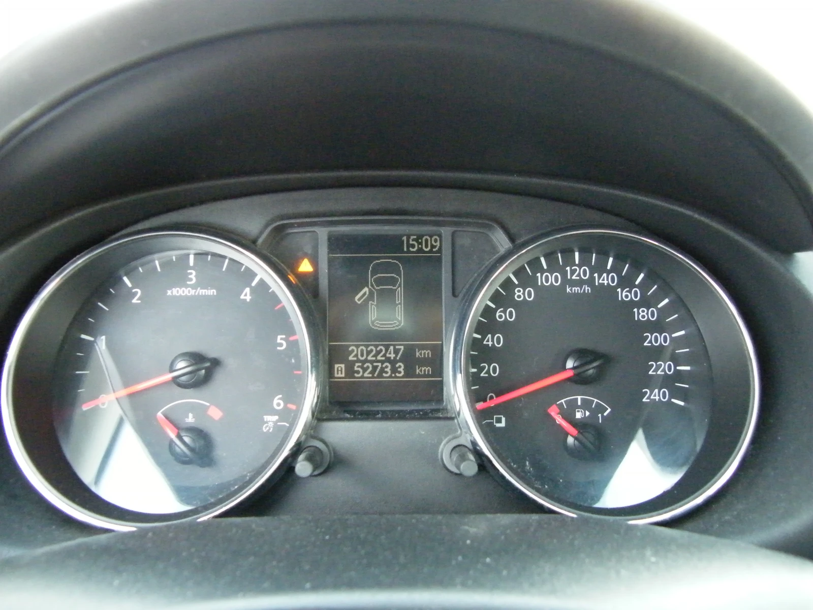 Nissan Qashqai 1.5dci | Mobile.bg � ����������� 10