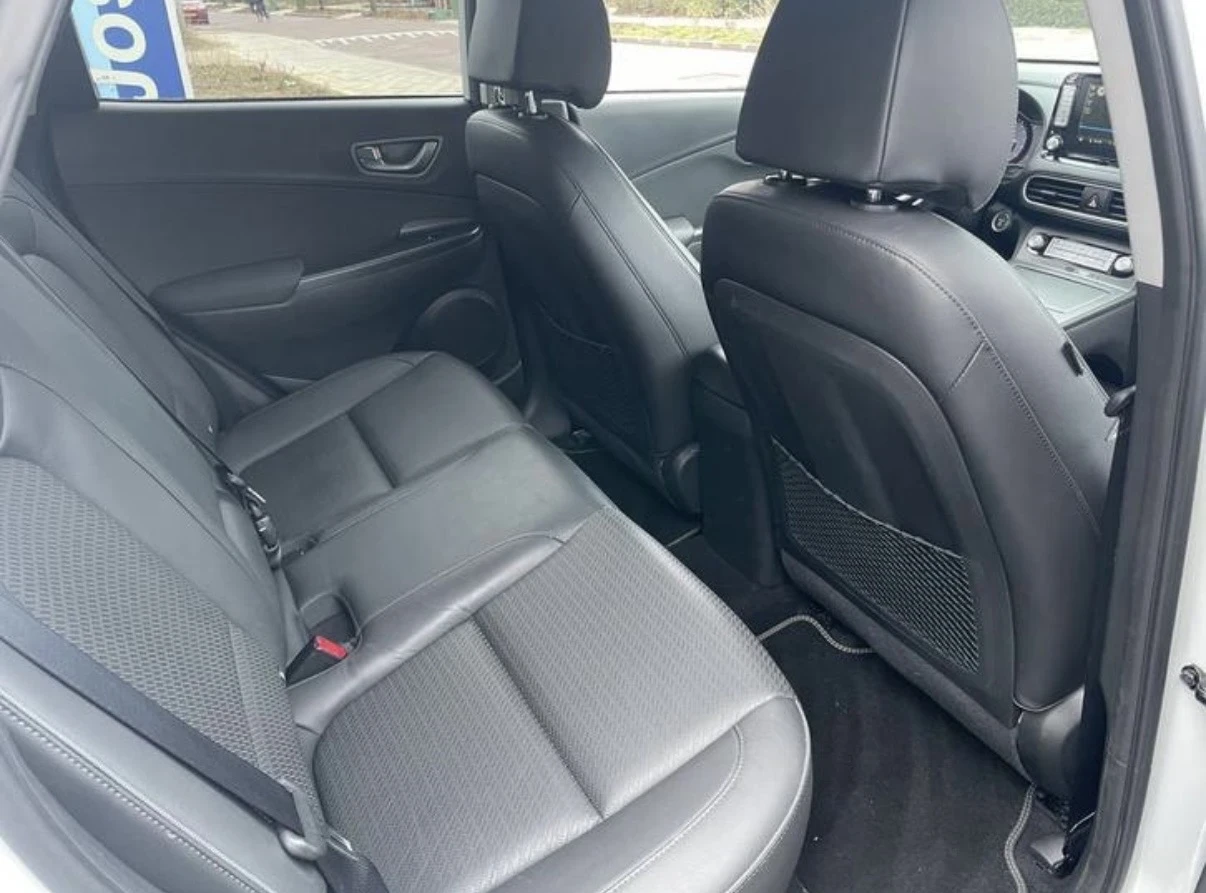 Hyundai Kona 64kWh, снимка 10 - Автомобили и джипове - 54001412