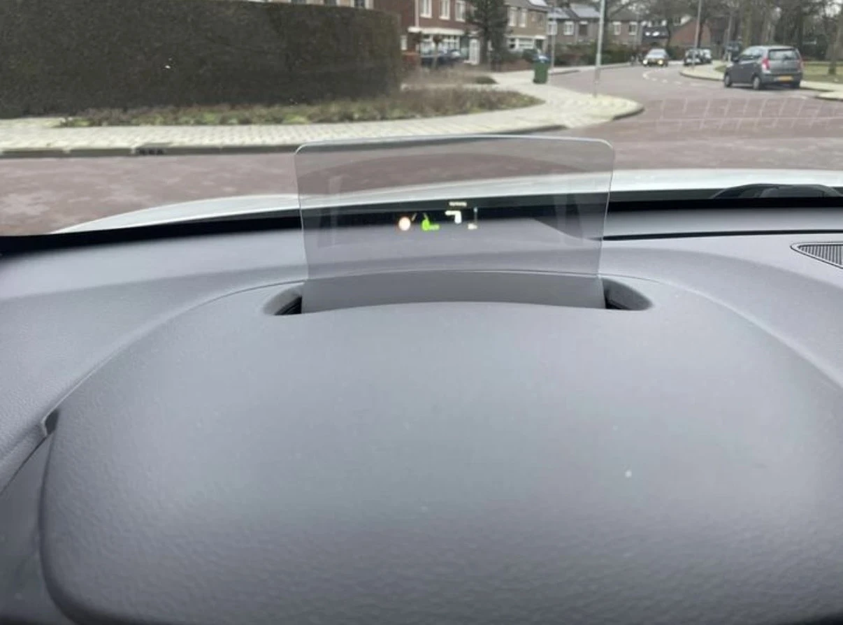 Hyundai Kona 64kWh, снимка 12 - Автомобили и джипове - 54001412