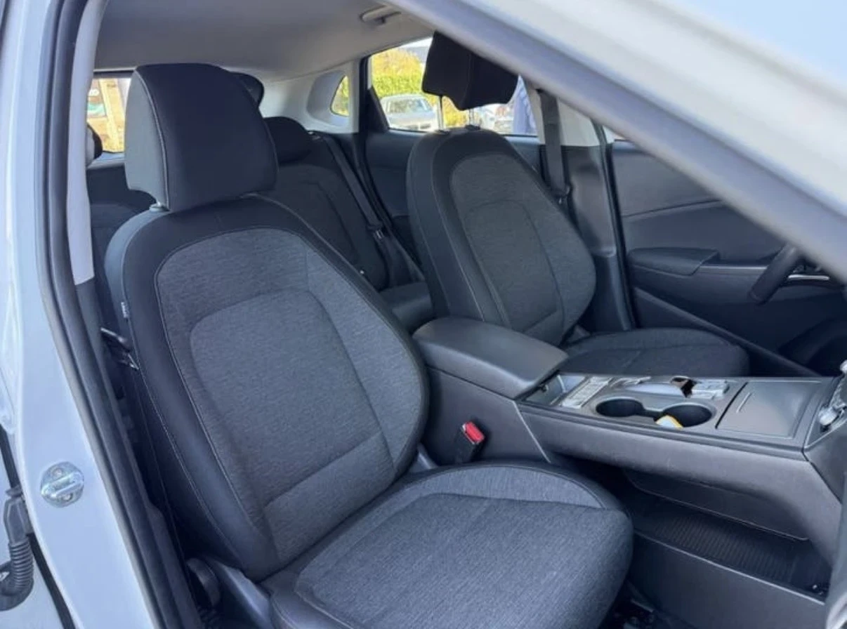 Hyundai Kona 64kWh, снимка 9 - Автомобили и джипове - 54001412