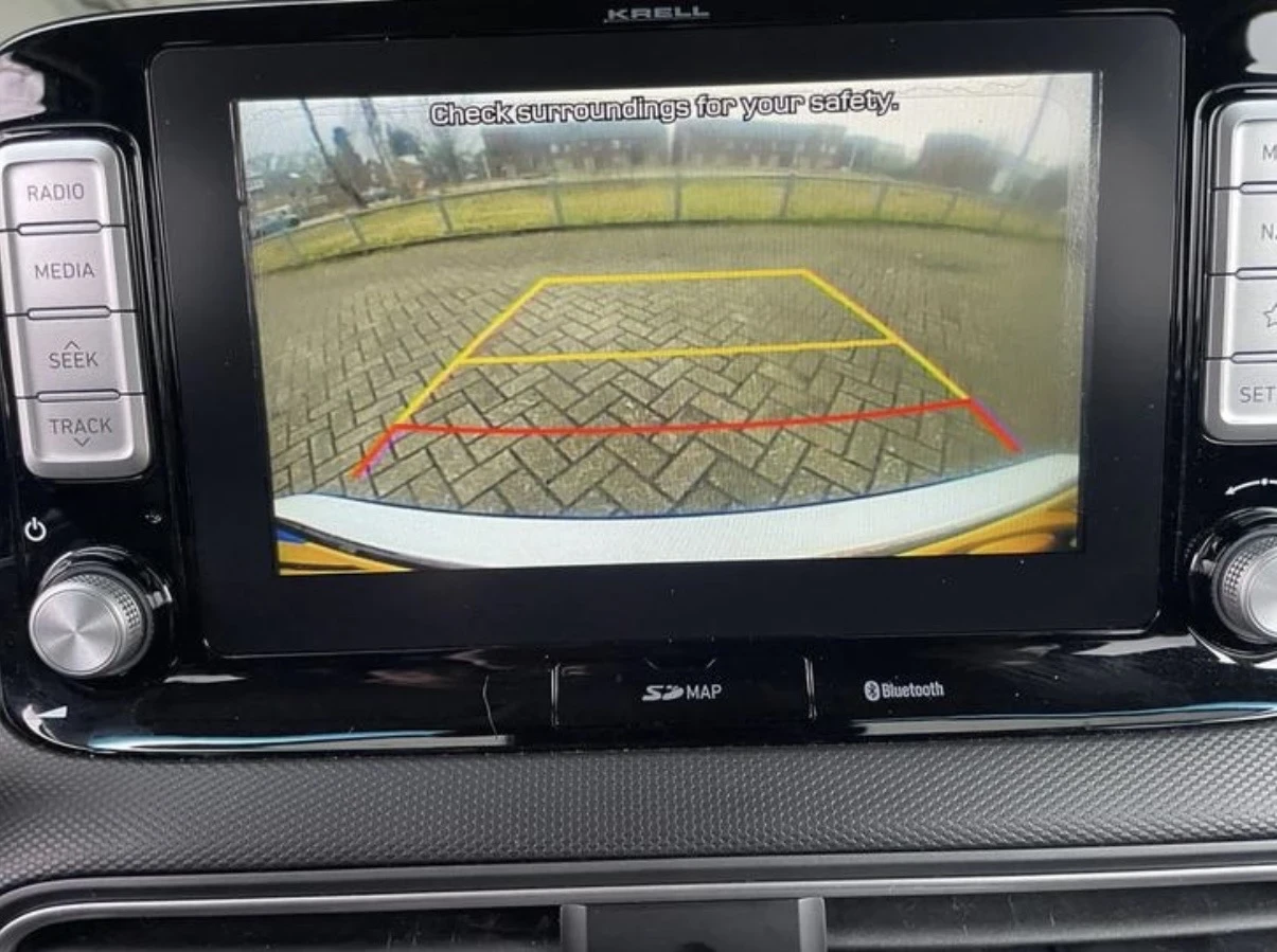 Hyundai Kona 64kWh, снимка 16 - Автомобили и джипове - 54001412