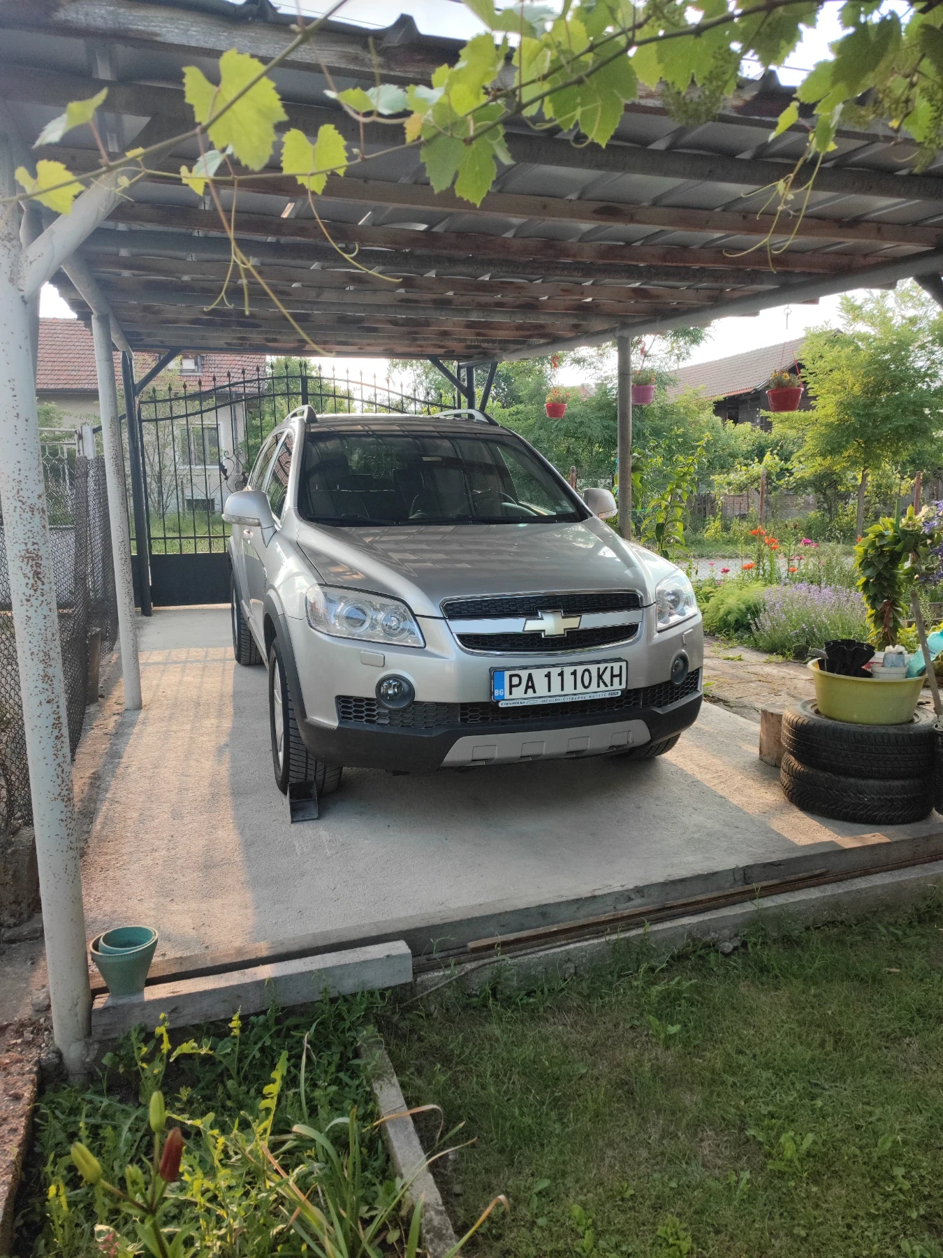 Chevrolet Captiva 2.0, снимка 2 - Автомобили и джипове - 54375024