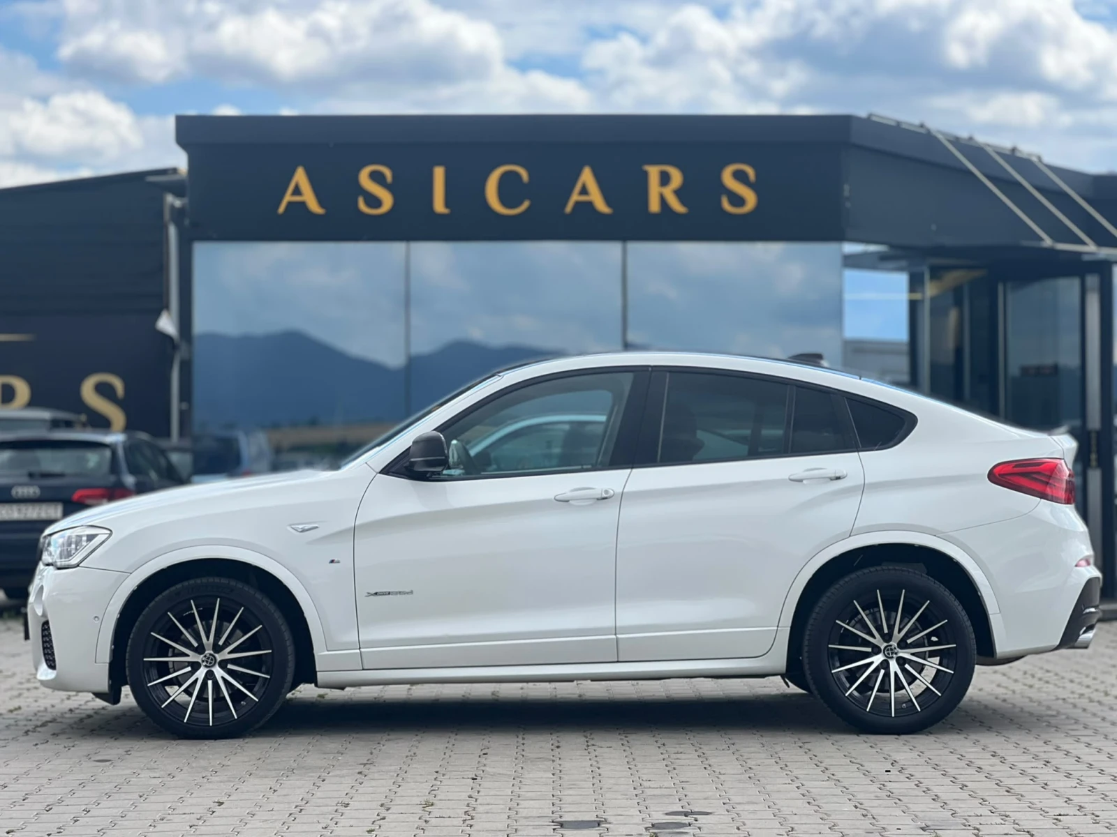 BMW X4 / XDRIVE 35D / 313HP / SHADOW / M-PACK /, снимка 2 - Автомобили и джипове - 55264857