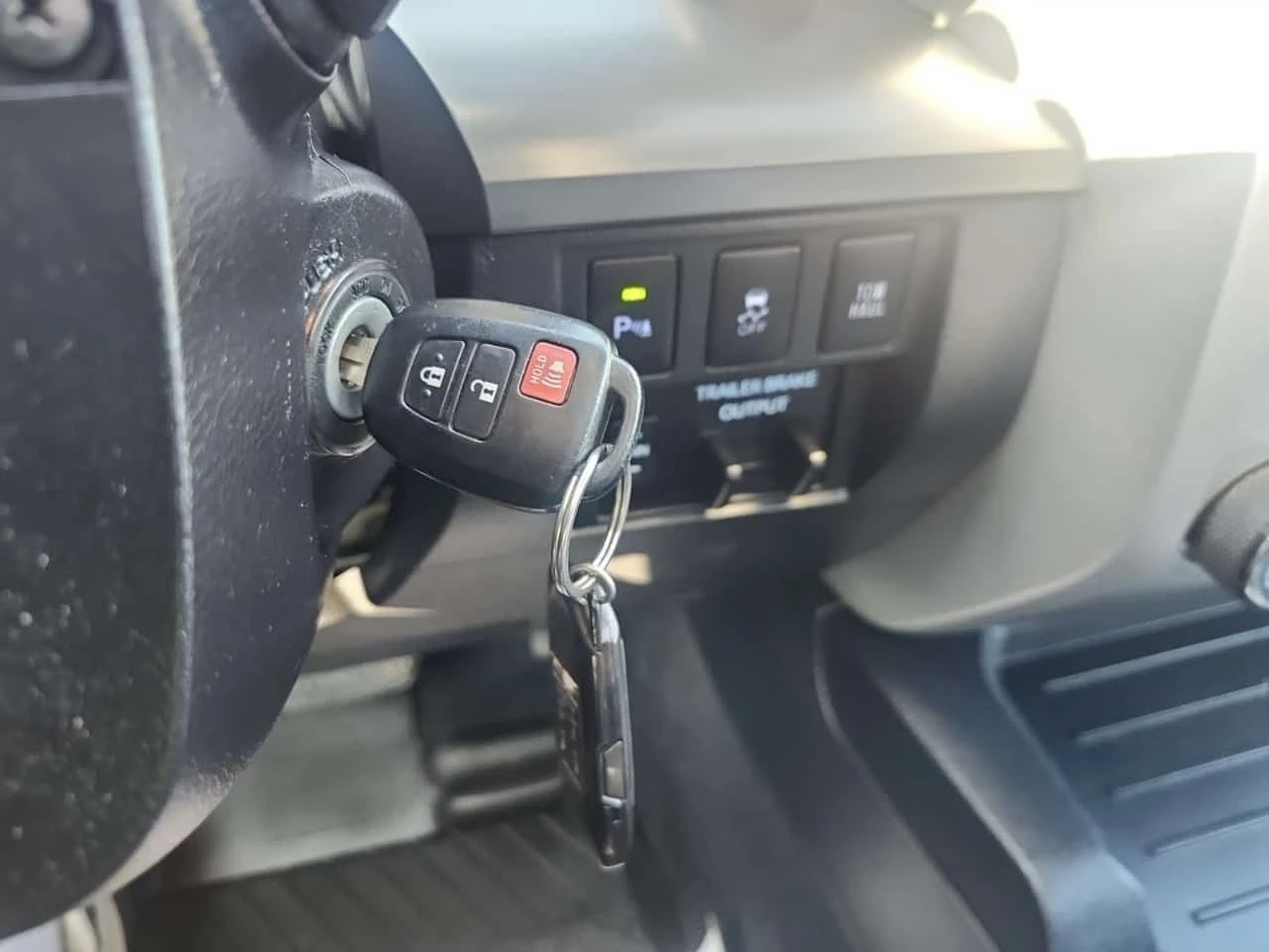 Toyota Tundra * PLATINUM CREW CAB SHORT BED * CARFAX * , снимка 8 - Автомобили и джипове - 55444280