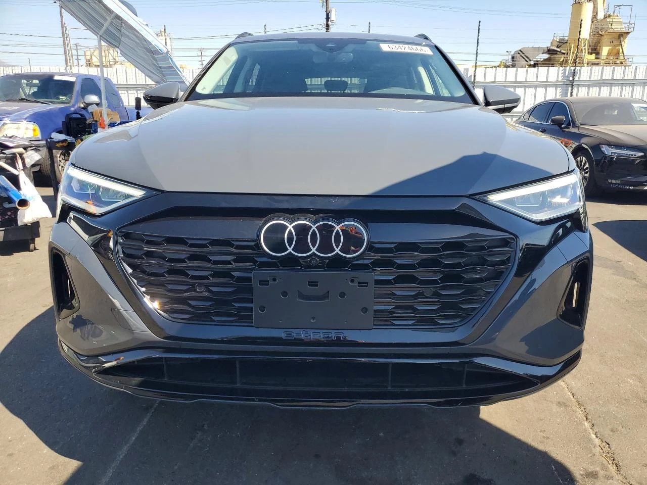 Audi Q8 E-Tron Premium Plus, снимка 5 - Автомобили и джипове - 55533391
