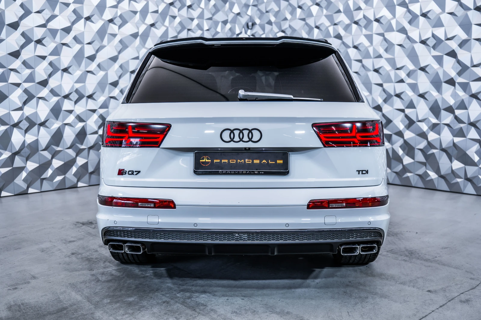 Audi SQ7 4.0 TDI quattro* Carbon, снимка 5 - Автомобили и джипове - 55582635