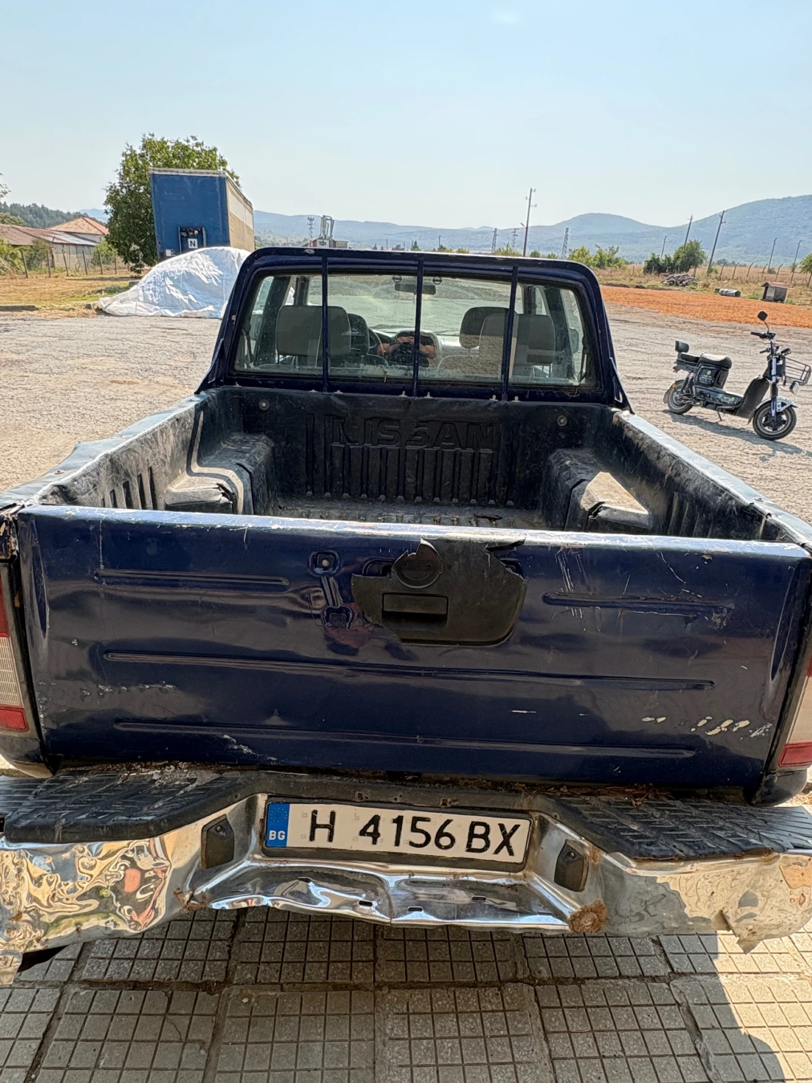 Nissan Navara, снимка 6 - Автомобили и джипове - 56070003