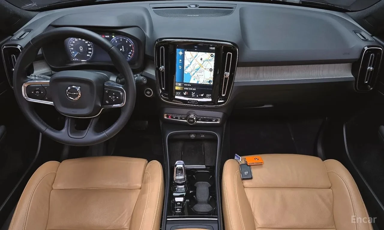 Volvo XC40 B4 Inscription/ФИНАНСИРАНЕ, снимка 7 - Автомобили и джипове - 56131749