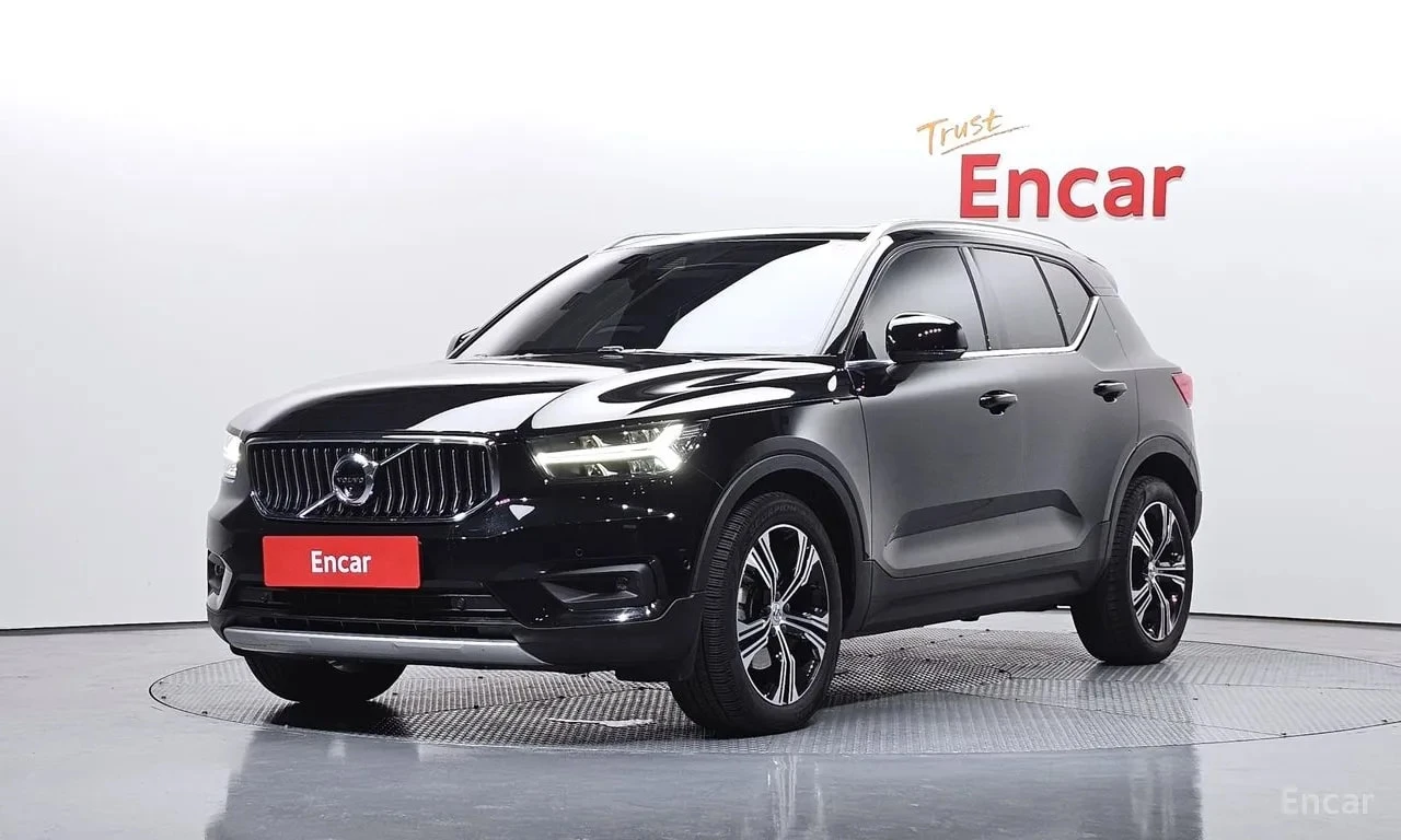 Volvo XC40 B4 Inscription/ФИНАНСИРАНЕ