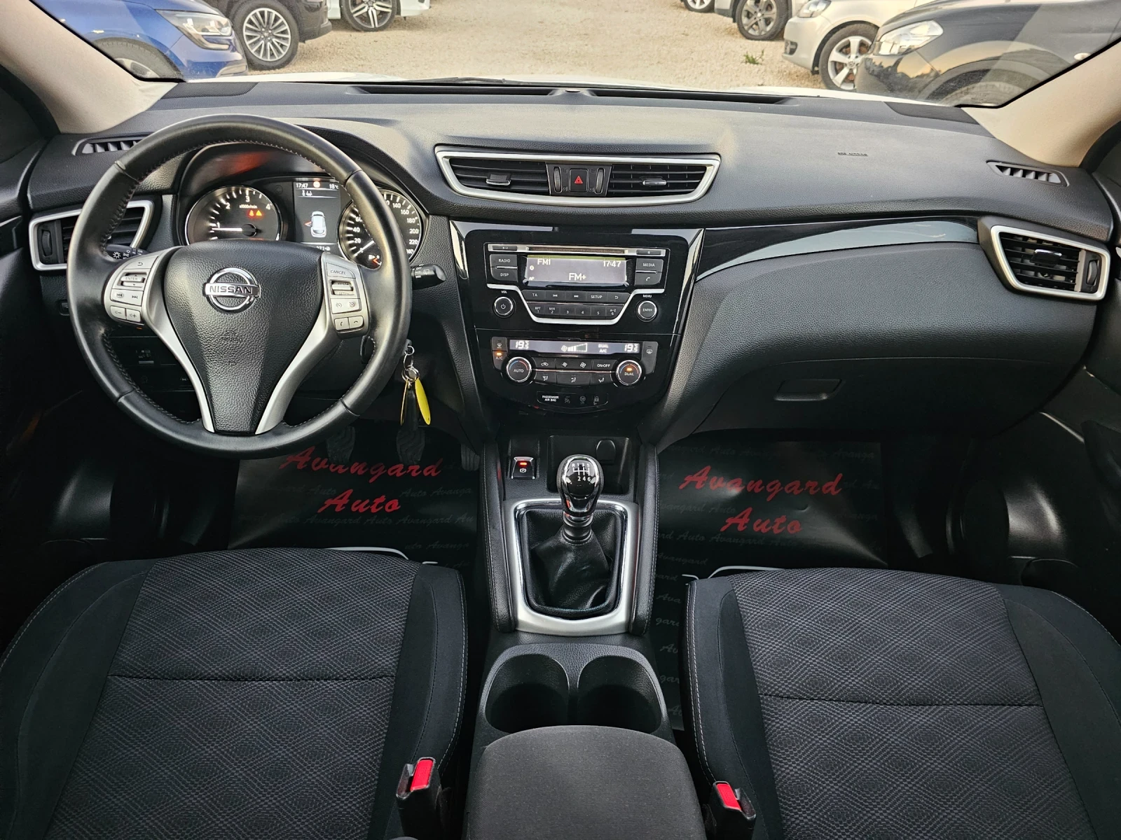 Nissan Qashqai 1.5dCi, 110к.с., 130000km!, снимка 7 - Автомобили и джипове - 56301183