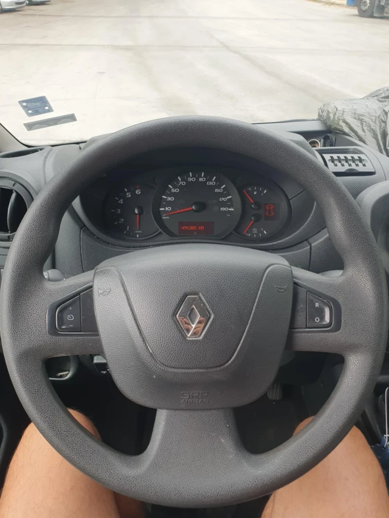 Renault Master, снимка 8 - Бусове и автобуси - 48572966