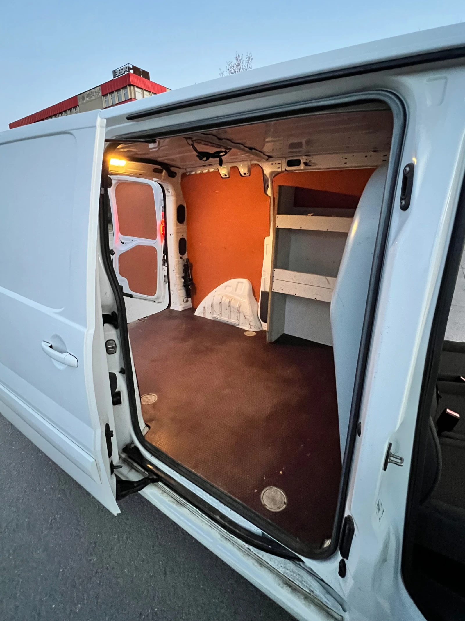 Citroen Jumpy 1.6 HDI 90hp, снимка 16 - Бусове и автобуси - 53714515