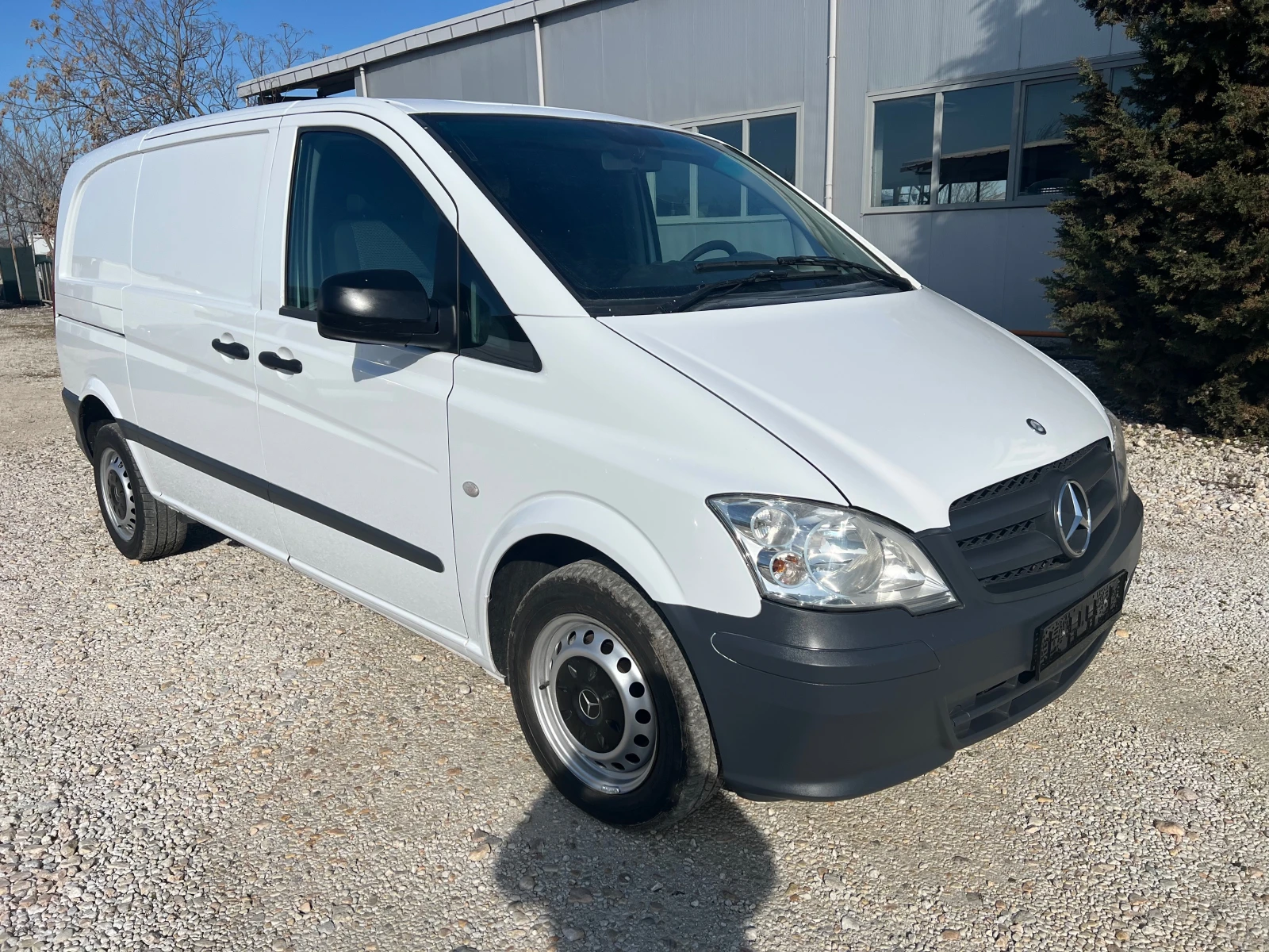 Mercedes-Benz Vito 113 CDI, снимка 2 - Бусове и автобуси - 53792289