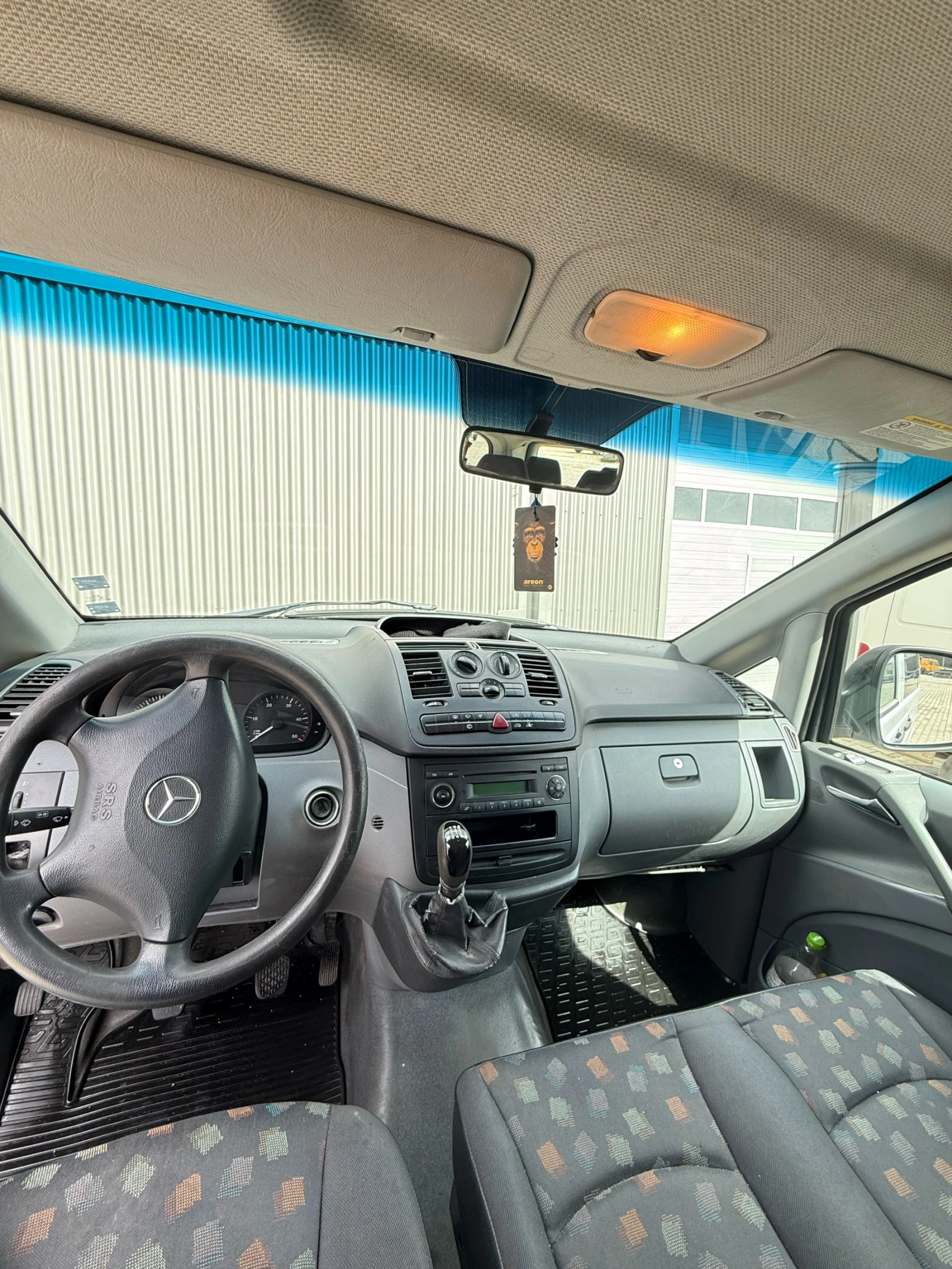 Mercedes-Benz Vito 109 CDI, снимка 8 - Бусове и автобуси - 53909780