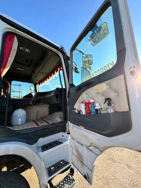 Mercedes-Benz Actros 4144 Евро 5, снимка 11