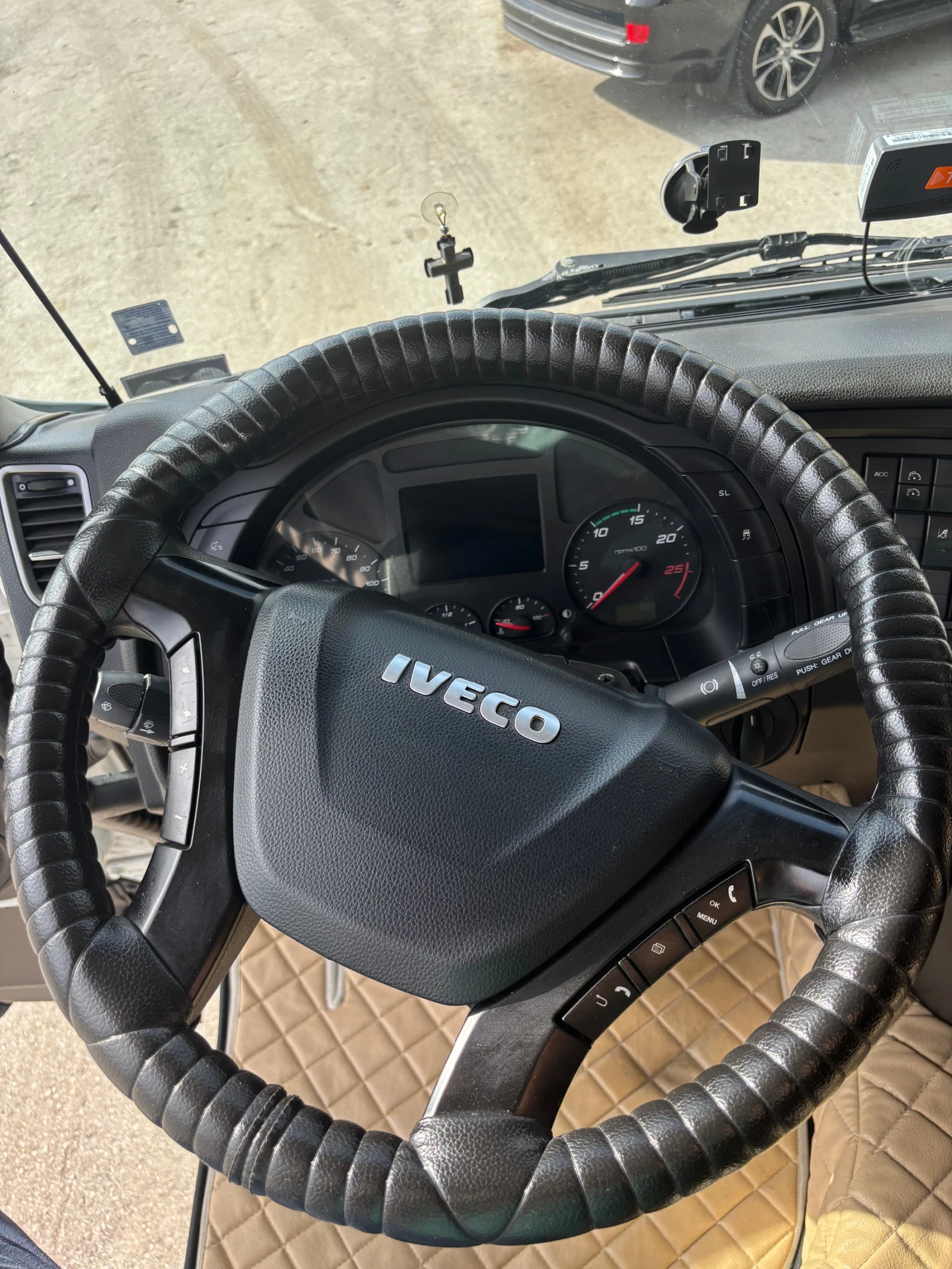 Iveco Stralis  - изображение 9