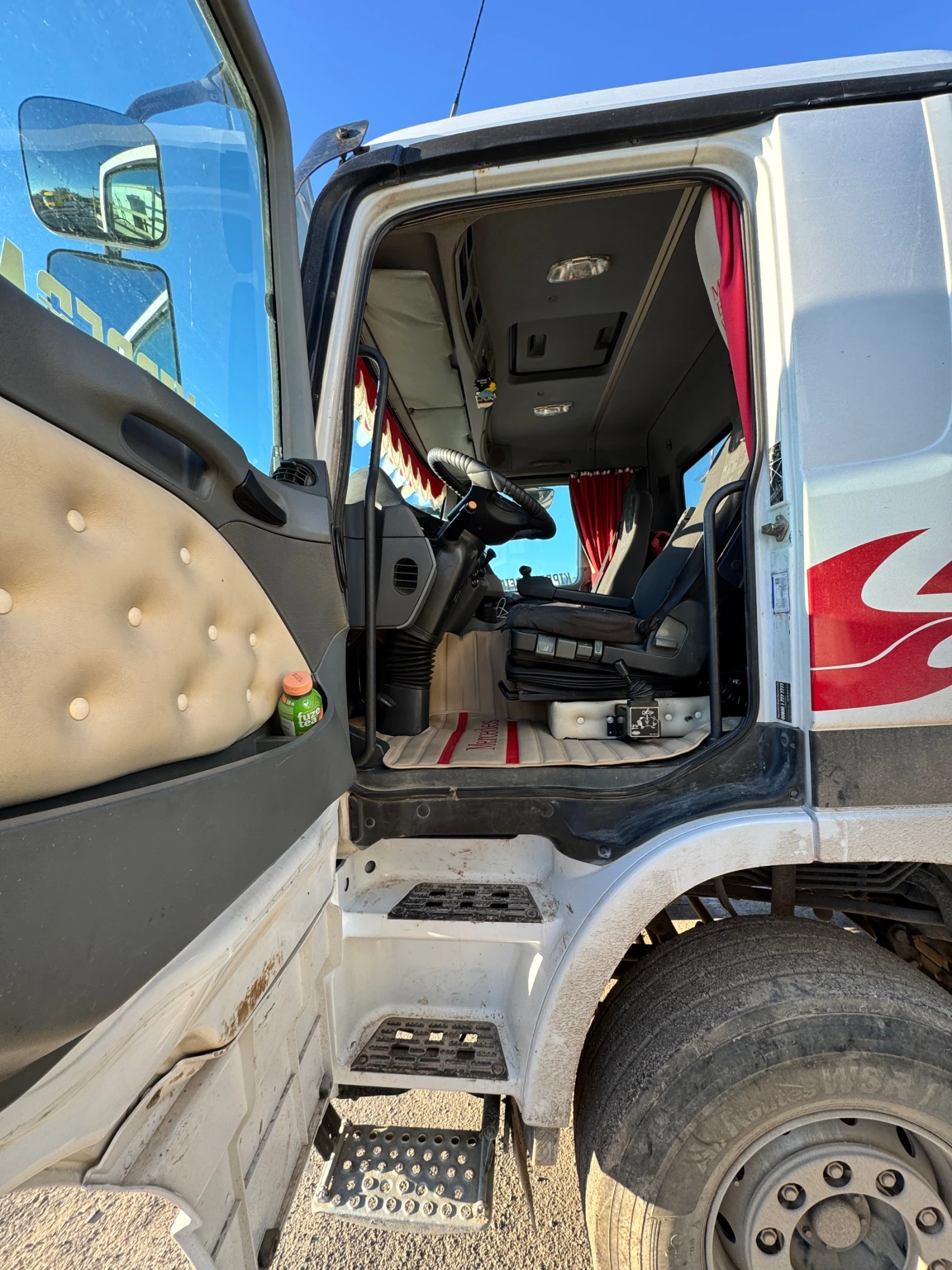 Mercedes-Benz Actros 4144 Евро 5, снимка 9 - Камиони - 55385234