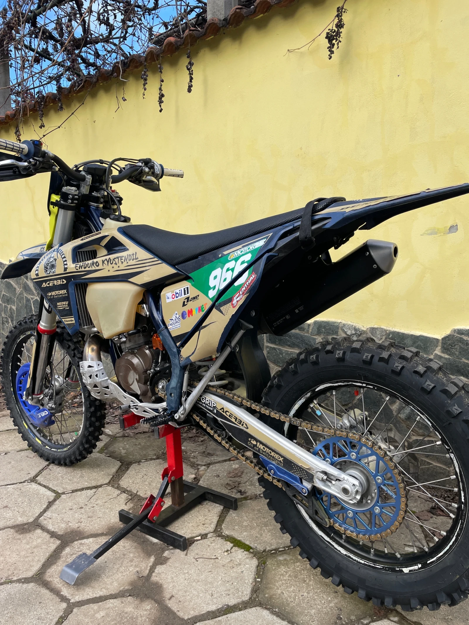 Husqvarna TE 300, снимка 3 - Мотоциклети и мототехника - 56168384