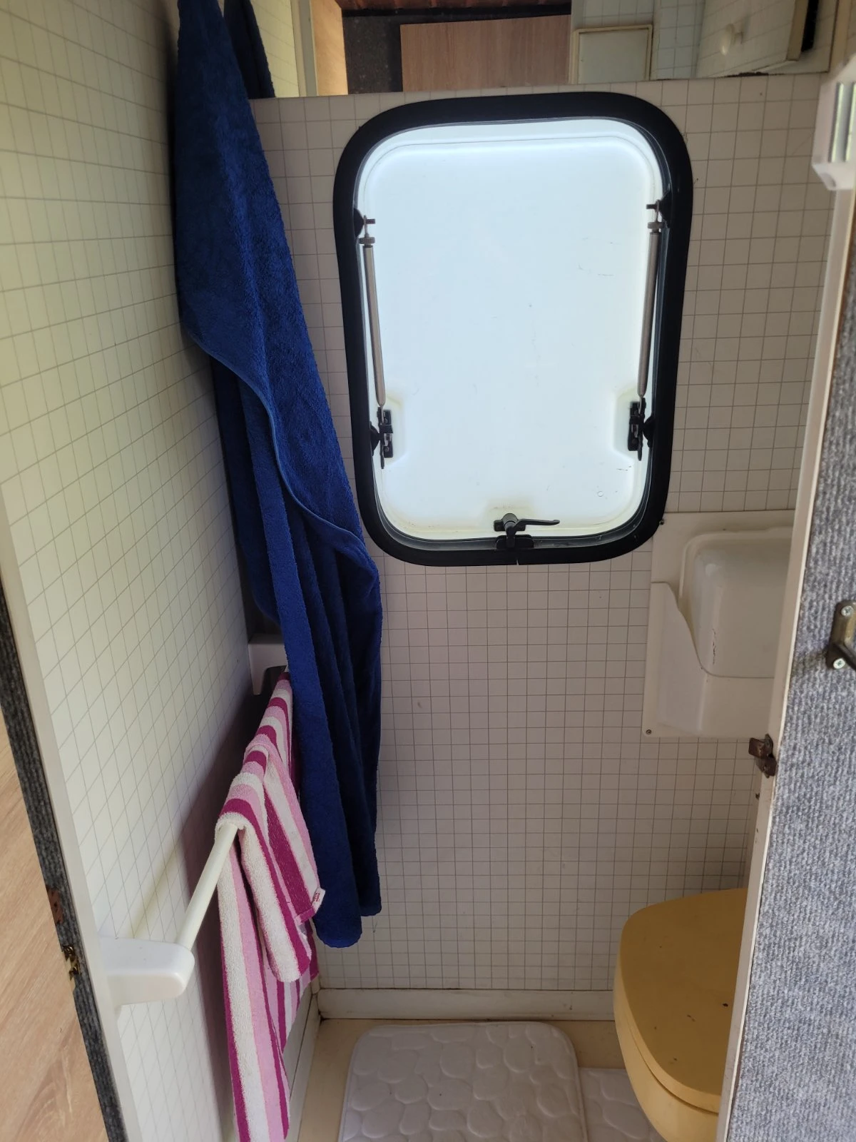 ������ Tabbert | Mobile.bg � ����������� 12