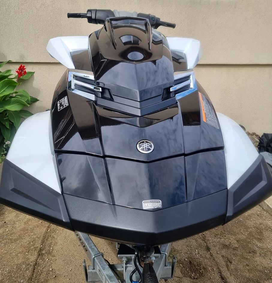 Джет Yamaha Waverunner