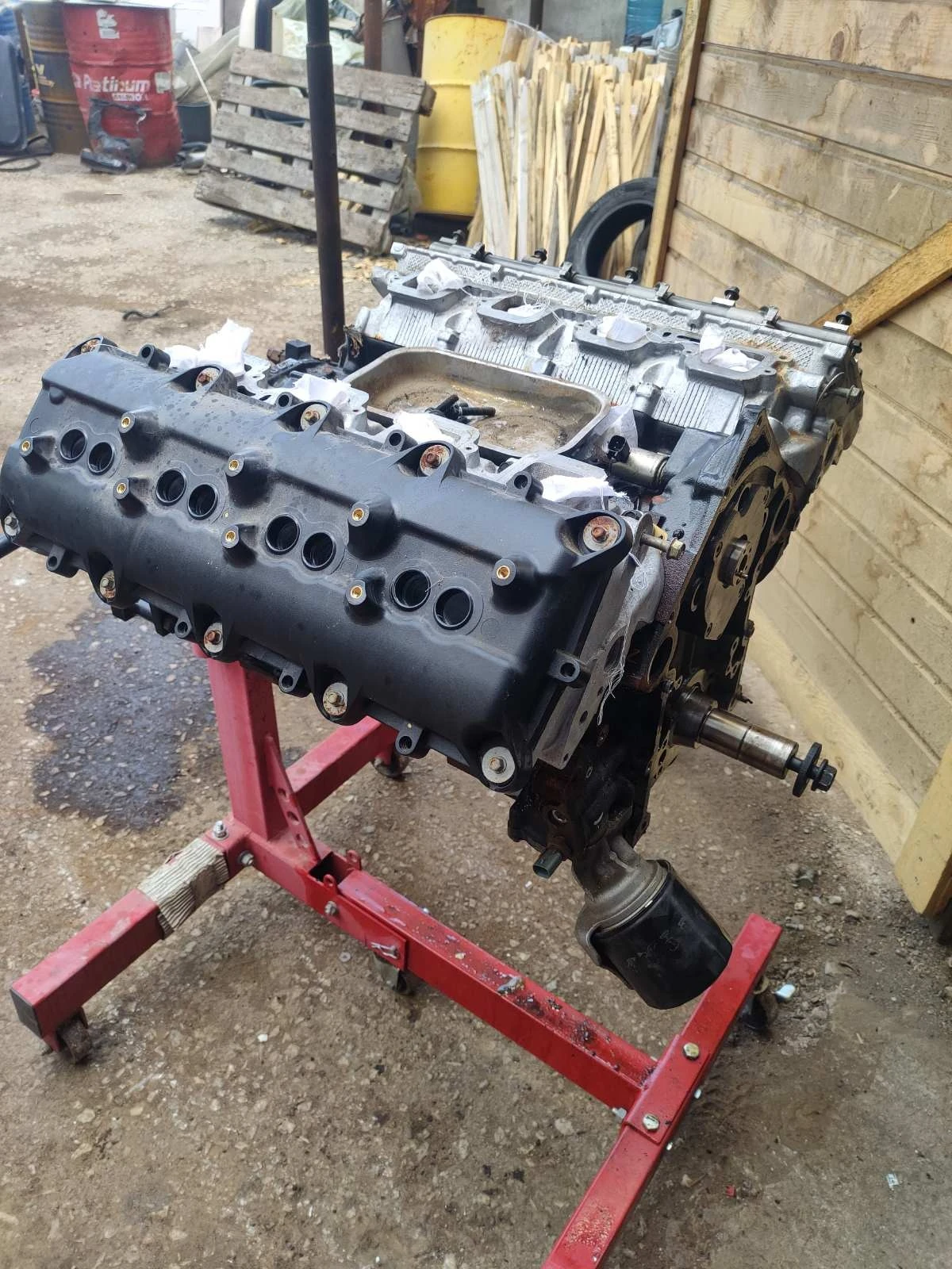    5.7  | Mobile.bg   2