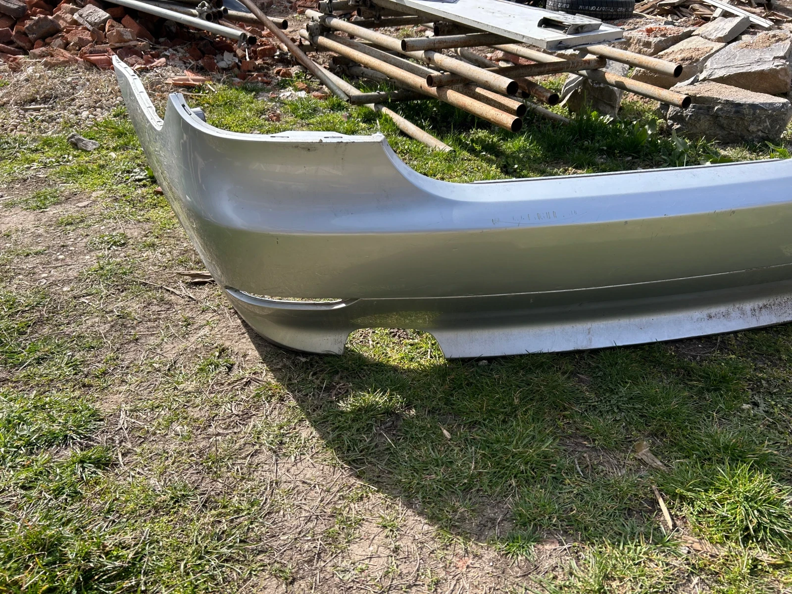 Задна броня BMW E60 седан , снимка 2 - Части - 53798890