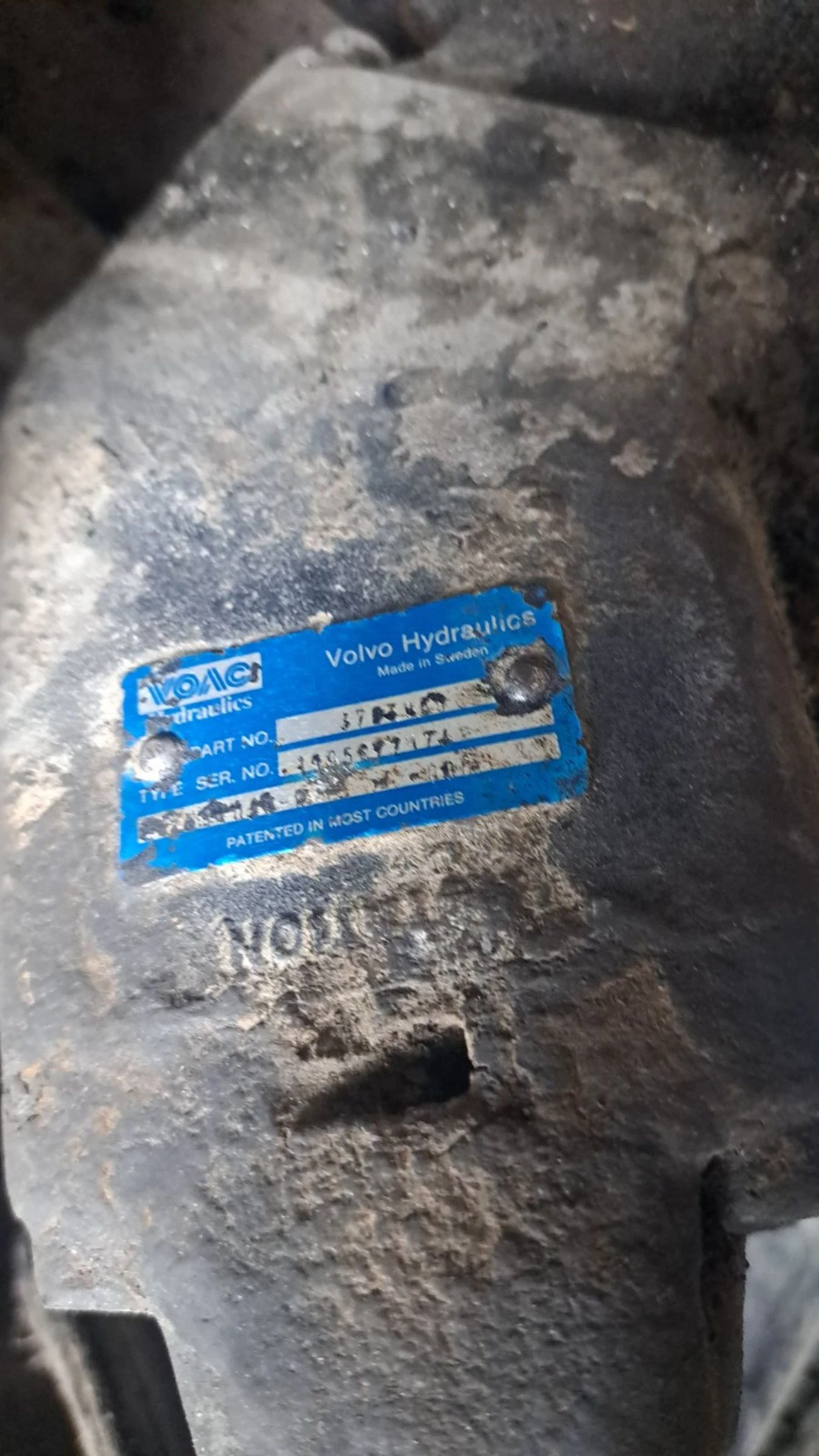 Волво, снимка 13 - Части - 54812586
