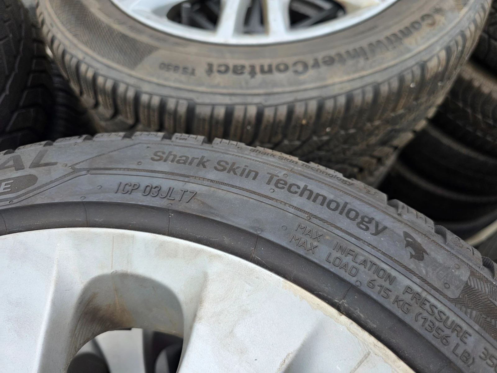 Гуми Зимни 225/45R17, снимка 12 - Гуми и джанти - 55478051