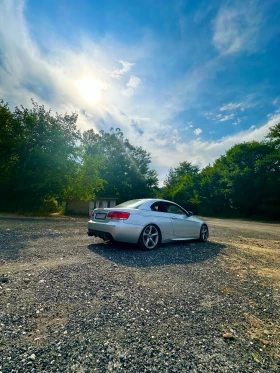 BMW 330, снимка 2