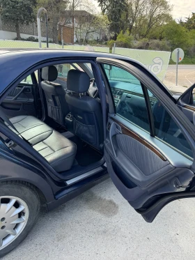 Mercedes-Benz E 200 - 2900 € / 5671.91 лв. - 46161442 8