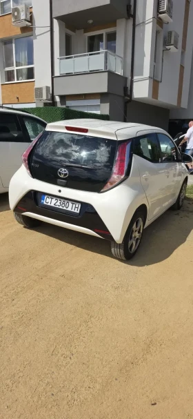 Toyota Aygo - 7999 € / 15644.68 лв. - 27523732 5