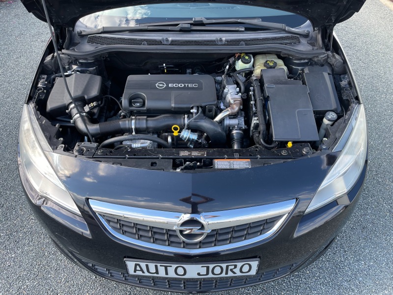 Opel Astra 1.7CDTI, снимка 16 - Автомобили и джипове - 45980886