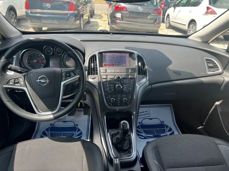 Opel Astra 1.4 Фабрична Газ, снимка 15 - Автомобили и джипове - 46694350