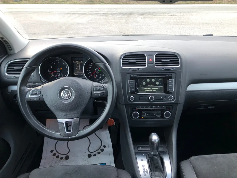 VW Golf 1.4TSI DSG, снимка 8 - Автомобили и джипове - 48241466