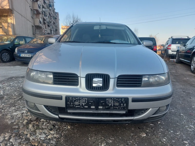 Seat Leon 1.6 бензин , снимка 2 - Автомобили и джипове - 48711294