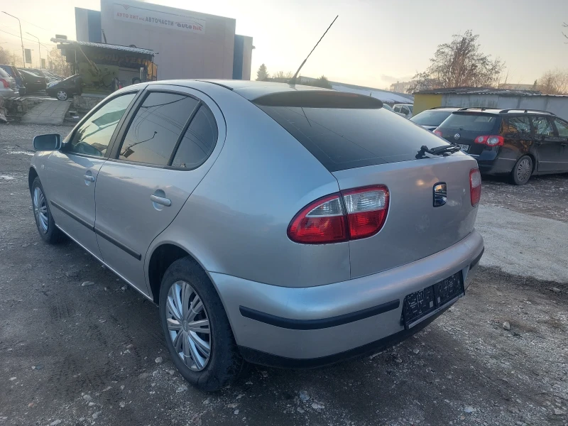 Seat Leon 1.6 бензин , снимка 4 - Автомобили и джипове - 48711294