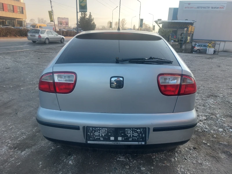 Seat Leon 1.6 бензин , снимка 5 - Автомобили и джипове - 48711294