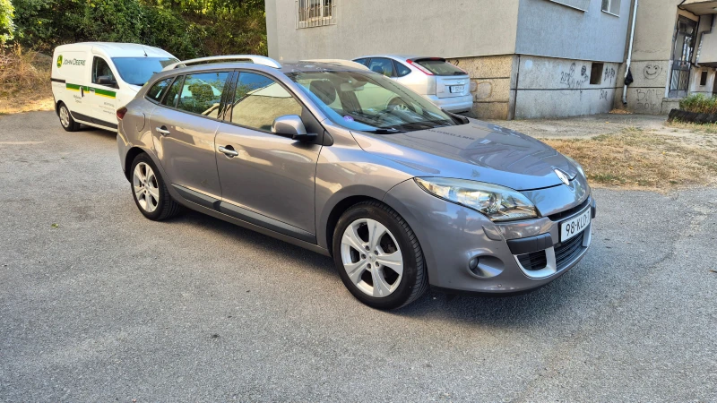 Renault Megane 1.4 Tce 131к.с., снимка 3 - Автомобили и джипове - 52111888
