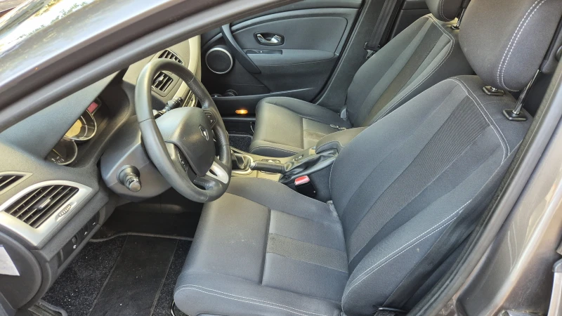 Renault Megane 1.4 Tce 131к.с., снимка 7 - Автомобили и джипове - 52111888