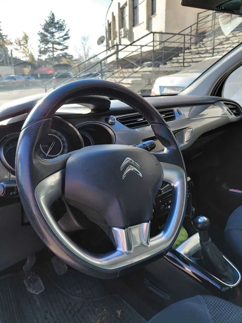 Citroen C3, снимка 11 - Автомобили и джипове - 52422701