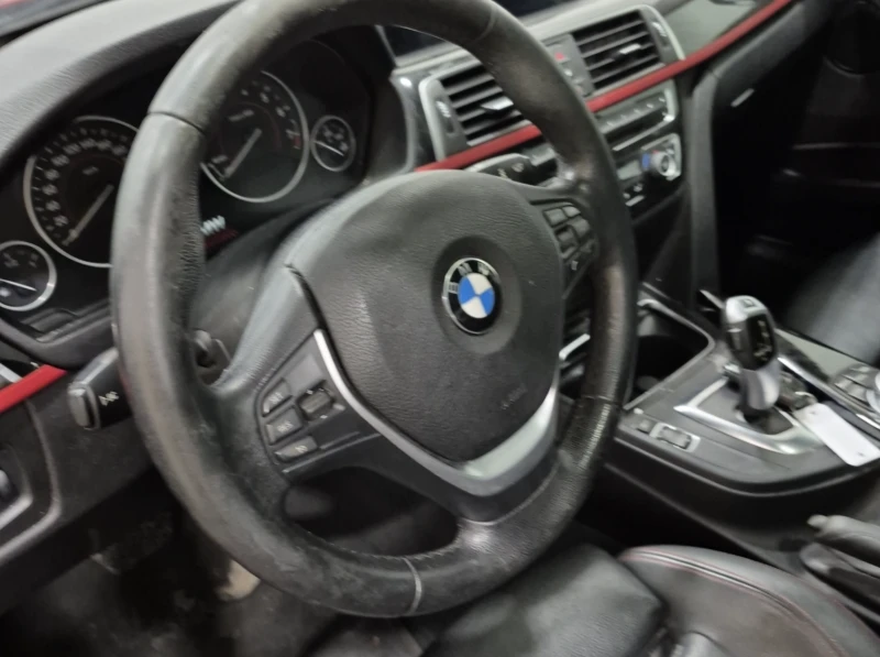 BMW 320 XDRIVE, снимка 10 - Автомобили и джипове - 52749613
