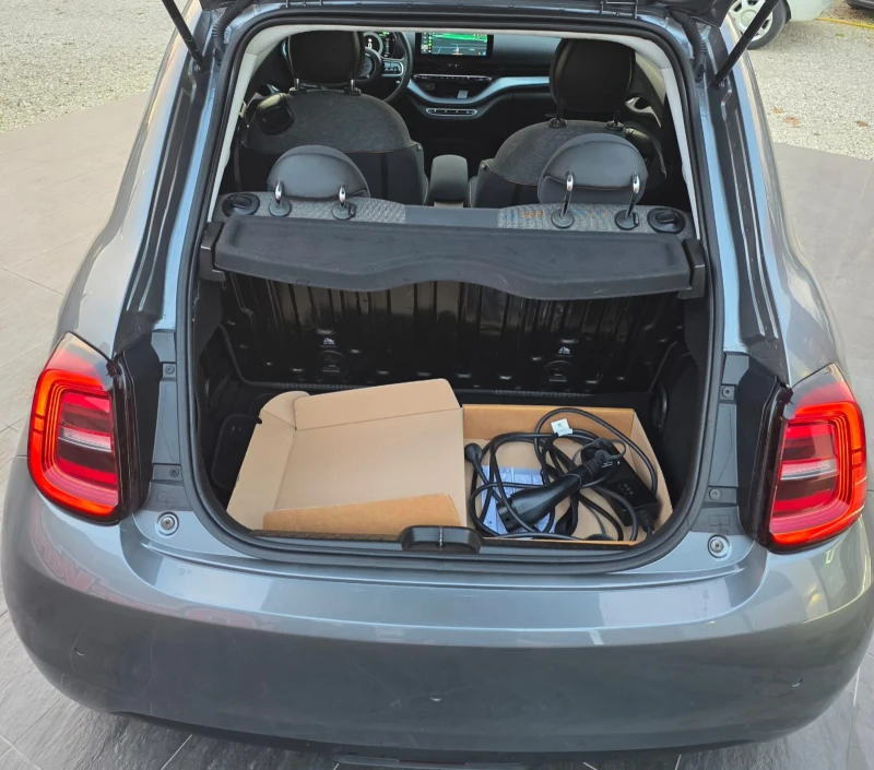 Fiat 500 е 42KW ICON LONG RANGE, снимка 10 - Автомобили и джипове - 52895169