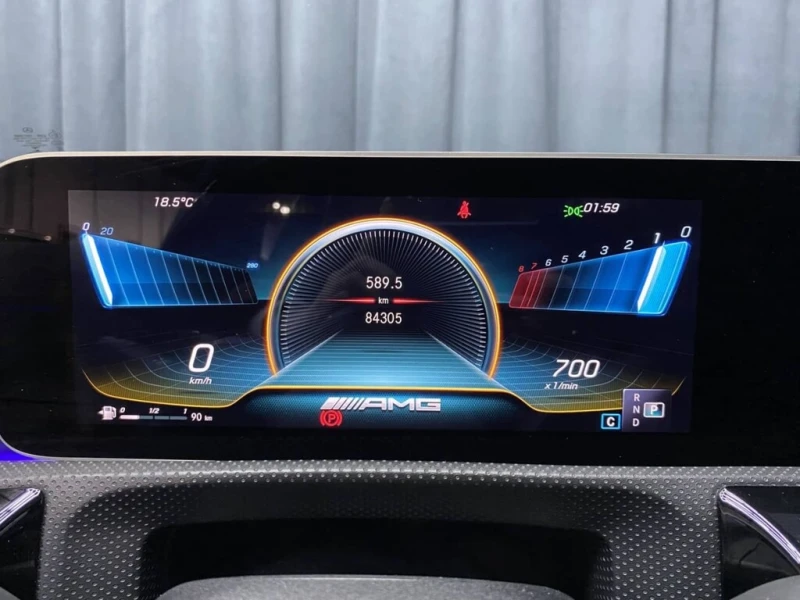 Mercedes-Benz CLA * AMG 35 4MATIC Coupe * CARFAX * ЦЕНА ДО БГ, снимка 12 - Автомобили и джипове - 53014247