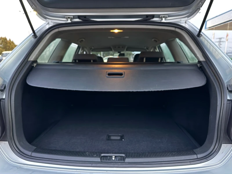 VW Golf 1.9TDI Навигация Euro4, снимка 15 - Автомобили и джипове - 53105055