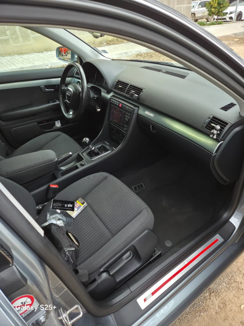 Audi A4, снимка 8 - Автомобили и джипове - 53123287