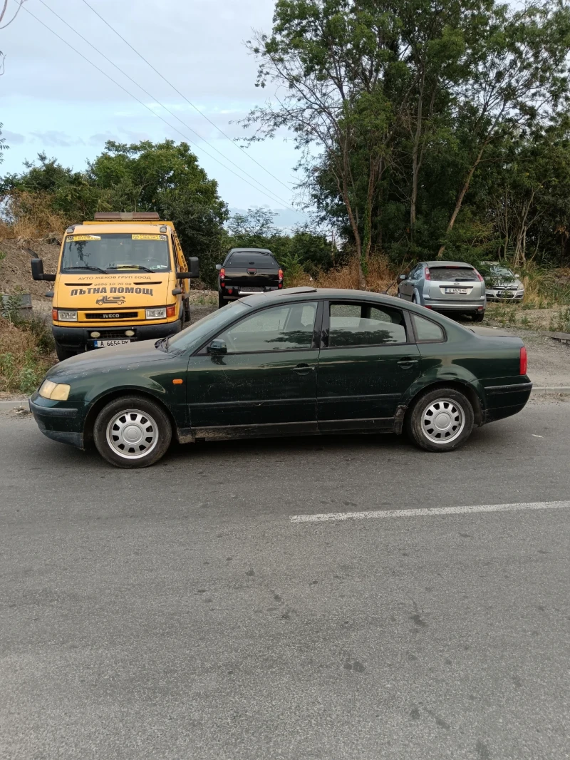 VW Passat, снимка 3 - Автомобили и джипове - 53181759