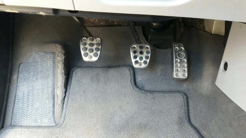 Honda Crz 1.5 iVTEC, снимка 10 - Автомобили и джипове - 53517917