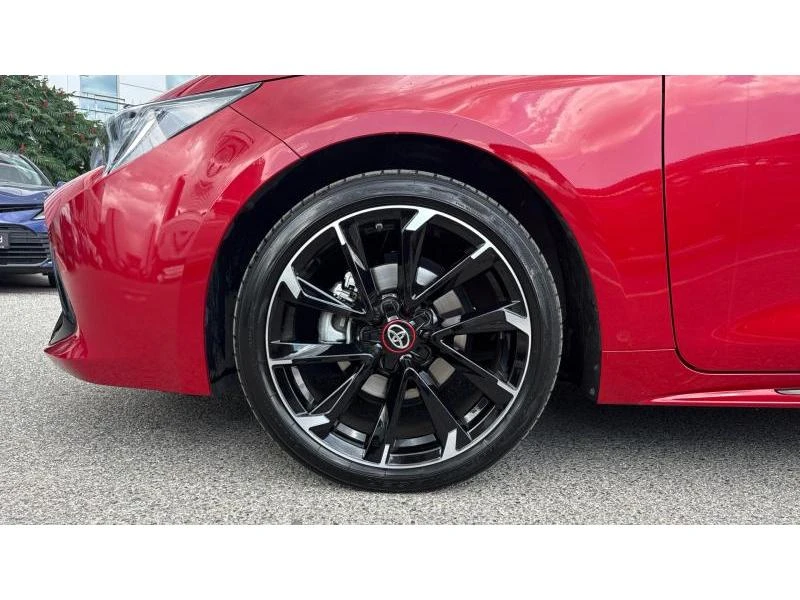 Toyota Corolla HB 1.8HSD GR SPORT, снимка 16 - Автомобили и джипове - 55183396