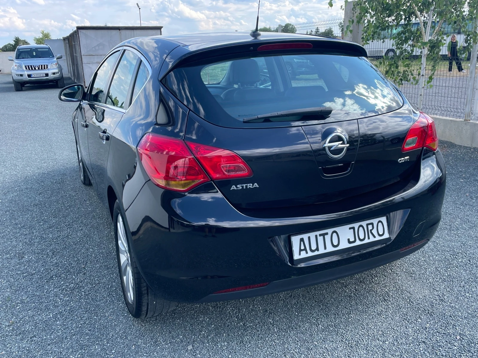 Opel Astra 1.7CDTI - изображение 3