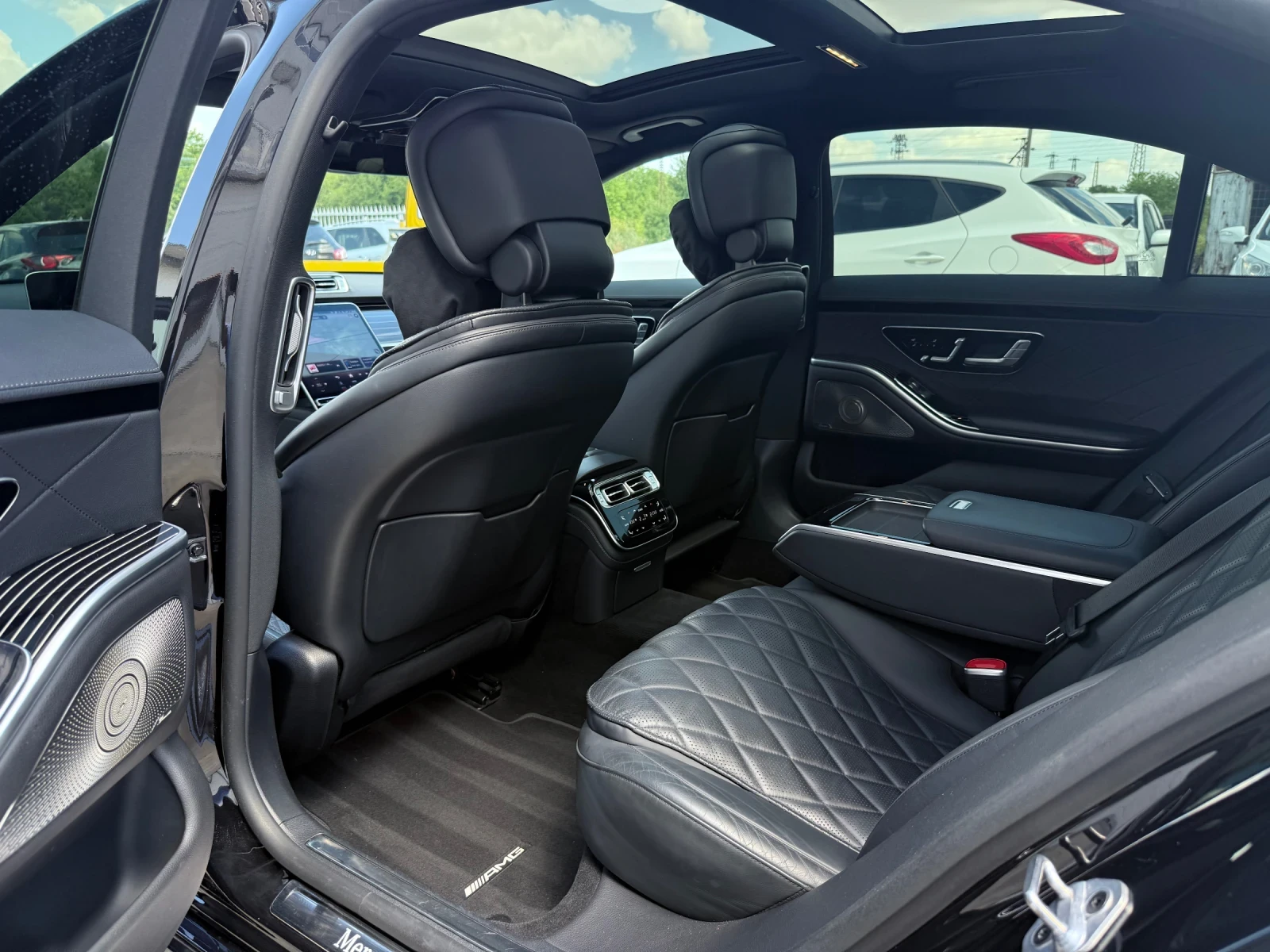 Mercedes-Benz S 350 * Long* 4Matic* AMG 6.3* FULL - изображение 9